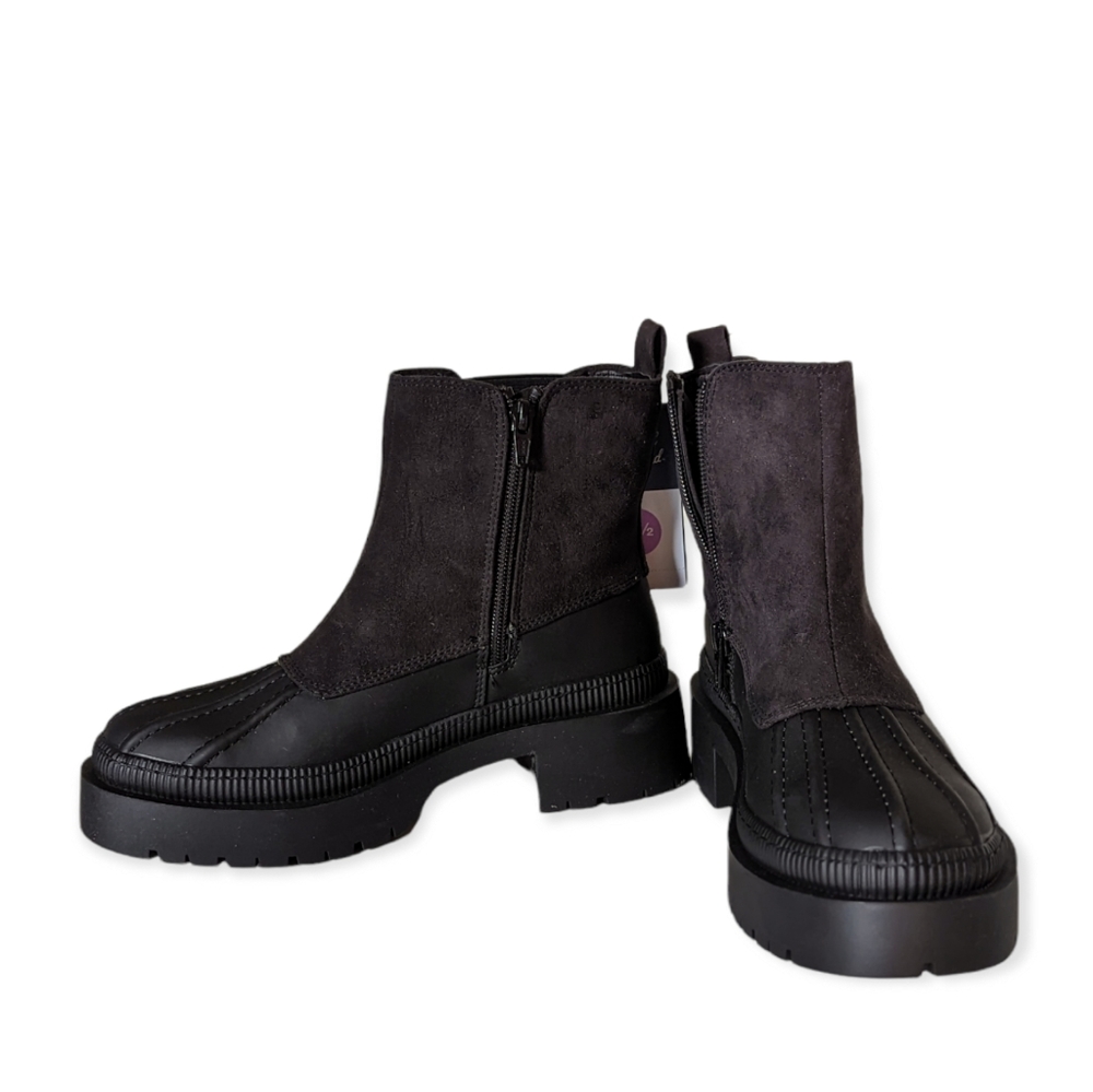 Universal Thread Women's Ella Chelsea Duck Boots Size 6 1/2